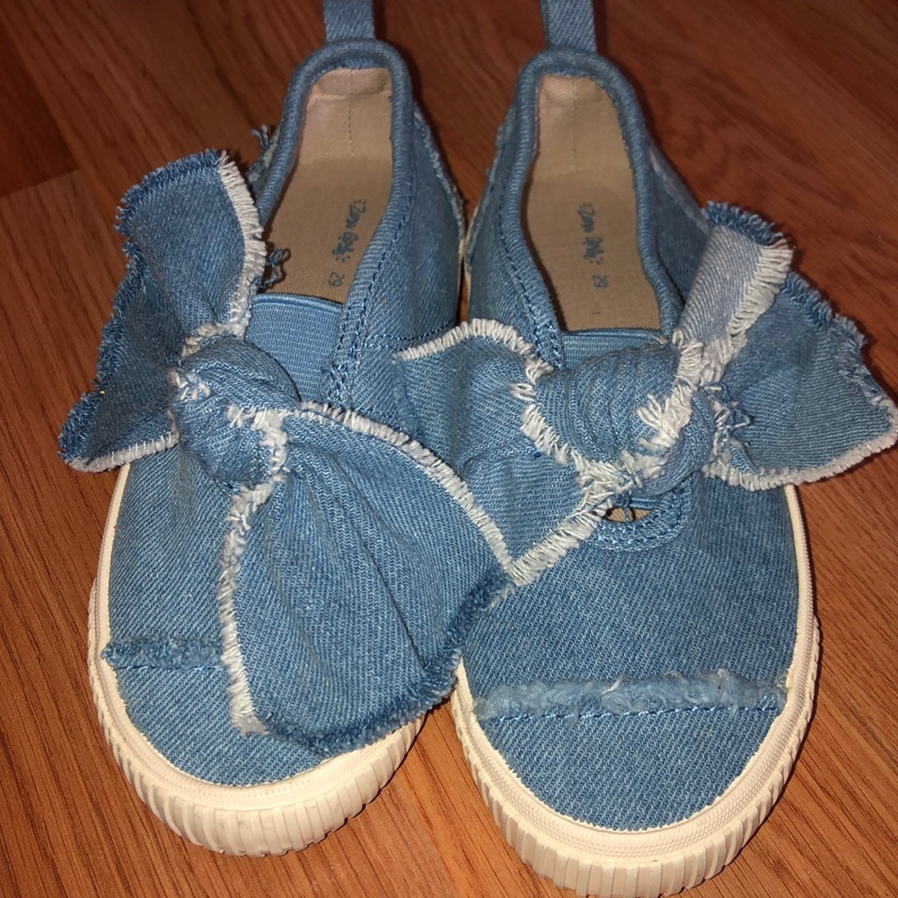 Zara slip on’s